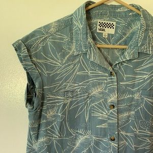 Vans sleeveless button down jungle print